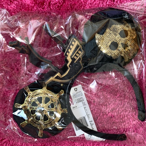 Pirates of the Caribbean Minnie Mouse Disney Parks Ears Headband Exclusive - Picture 8 of 12